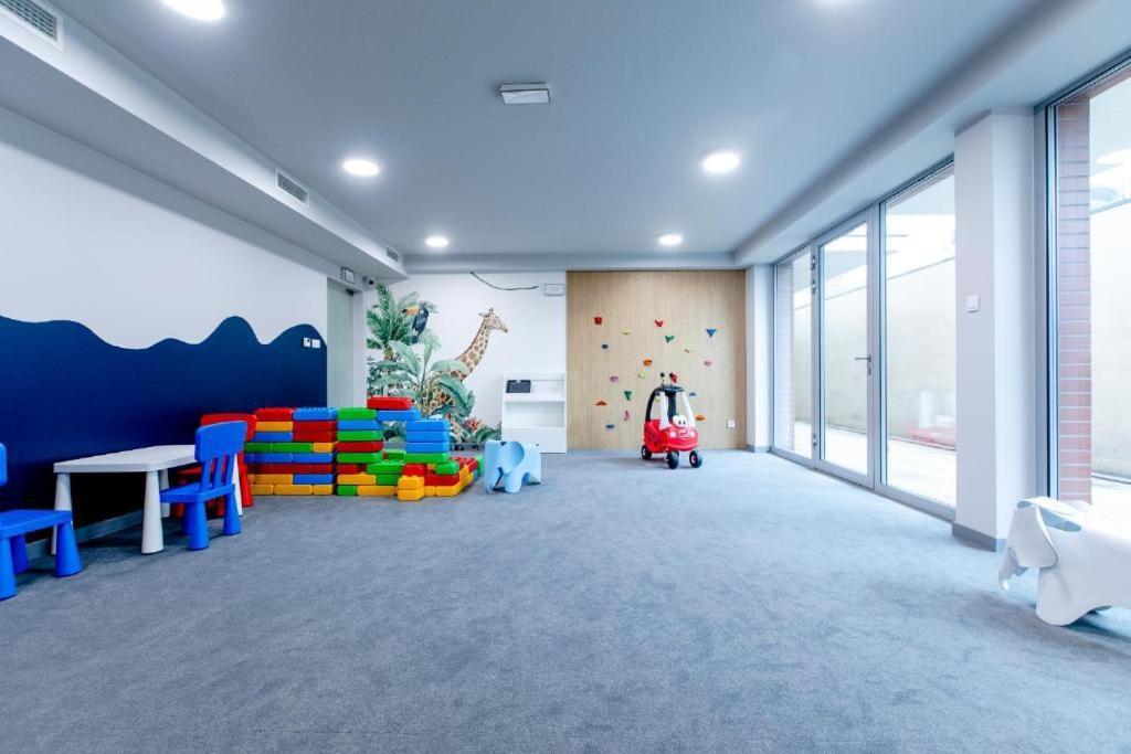 Apartament Nadmorski Z Basenem Klifowa 里沃 外观 照片